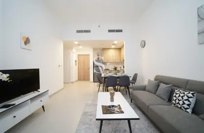 Apartment - 1 Bedroom - 2 Bathrooms for rent in Parkviews - Town Square - Dubai