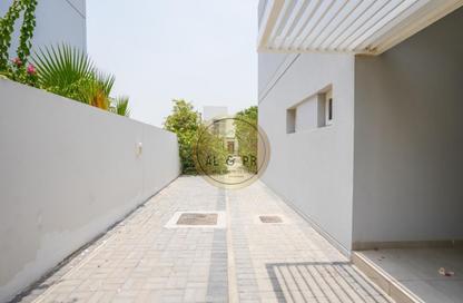 Villa - 4 - 5 for sale in Arabella Townhouses 2 - Arabella Townhouses - Mudon - Dubai Villa - 4 - 5 for sale in Arabella Townhouses 2 - Arabella Townhouses - Mudon - Dubai