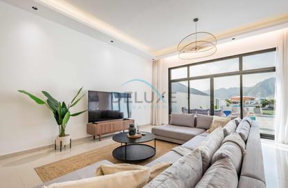 Villa - 5 Bedrooms - 4 Bathrooms for rent in Al Dana Villas - Sharm - Fujairah