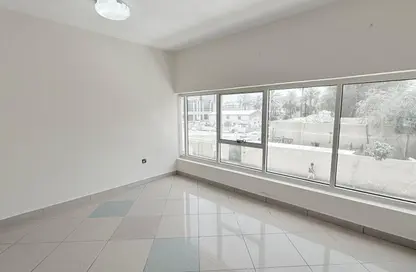 شقة - غرفة نوم - 1 حمام للايجار في شارع خليفة - المقاطعة المركزية - العين