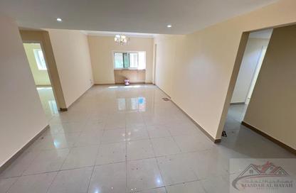 شقة - 3 غرف نوم - 4 حمامات للايجار في الثاني مويلح - تجارية مويلح - الشارقة شقة - 3 غرف نوم - 4 حمامات للايجار في الثاني مويلح - تجارية مويلح - الشارقة