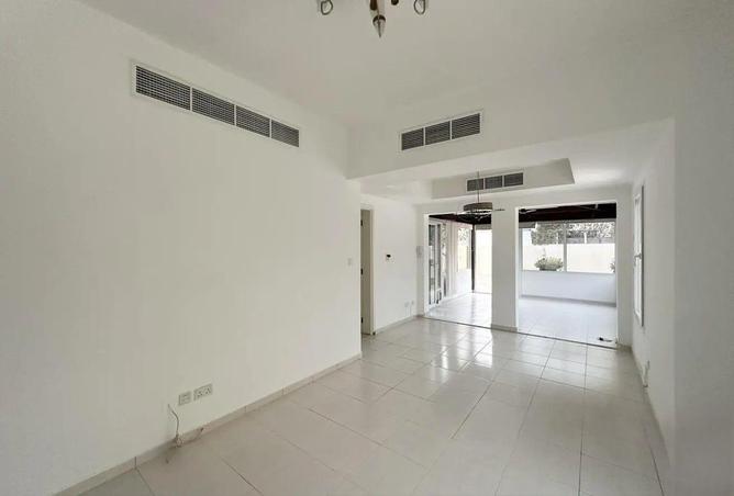 74254414 - صورة العقار 2