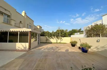 فيلا - 3 غرف نوم - 3 حمامات للايجار في الينابيع 15 - الينابيع - دبي