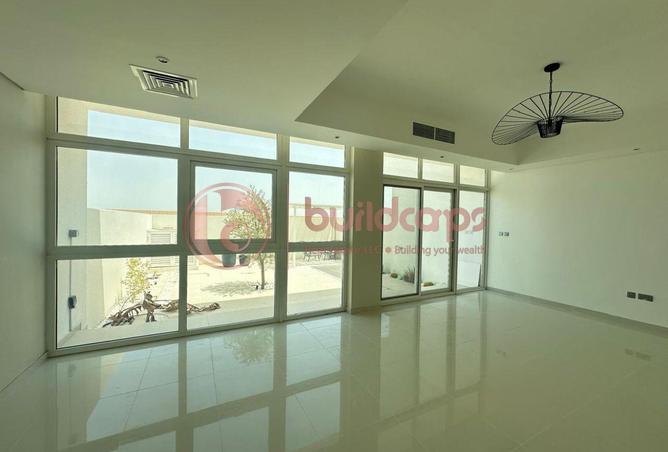 122453643 - Property Main Image