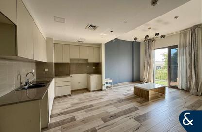 Apartment - 2 Bedrooms - 2 Bathrooms for rent in Zahra Apartments 1A - Zahra Apartments 1 - Zahra Apartments - Town Square - Dubai