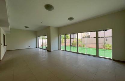 Villa - 4 - 5 for rent in Nad Al Sheba 3 - Nad Al Sheba - Dubai
