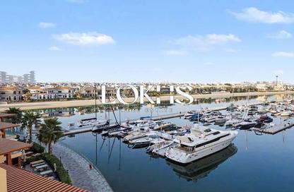 Apartment - Studio - 1 Bathroom for rent in Palm Views East - Palm Views - Palm Jumeirah - Dubai
