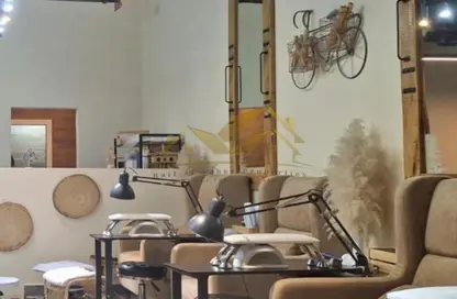 Shop - Studio - 1 Bathroom for rent in Jumeirah Garden City - Al Satwa - Dubai