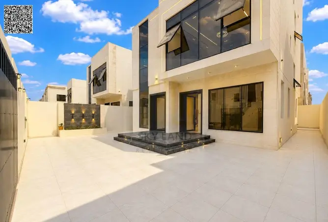 136122707 - Property Image 2