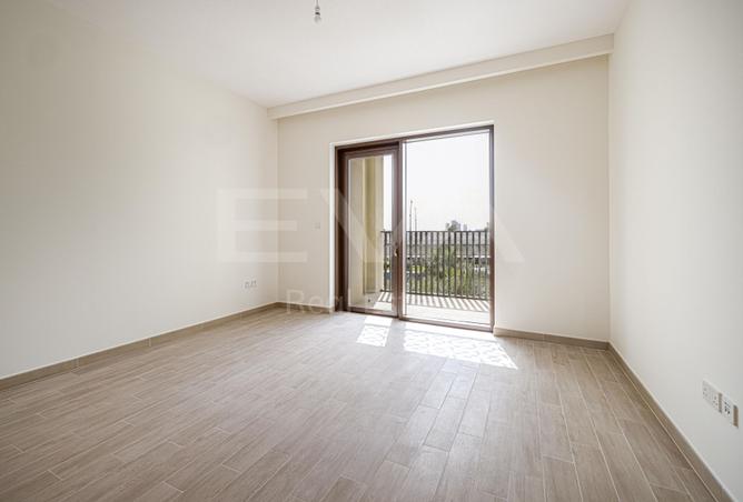CREEK BEACH LIVING | COMMUNITY VIEW | UNFURNISHED photo 2