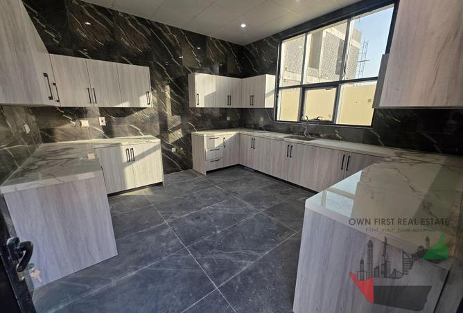 112311587 - Property Image 2