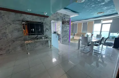 Apartment - 2 Bedrooms - 2 Bathrooms for rent in Ajman Corniche Residences - Ajman Corniche Road - Ajman