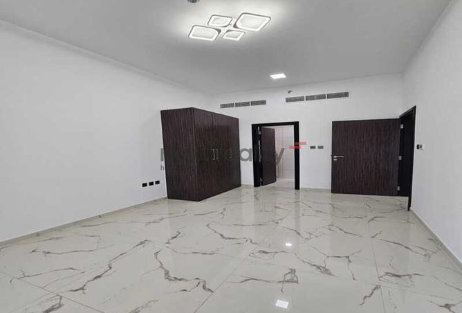 73844643 - Property Main Image