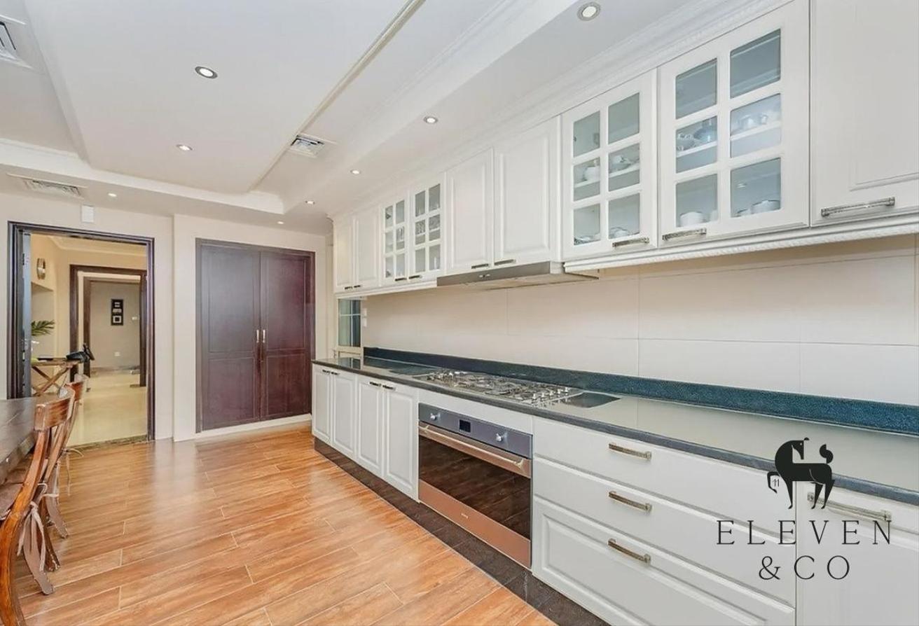 UPGRADED | PRIME CONDITION | VIEW TODAY photo 8