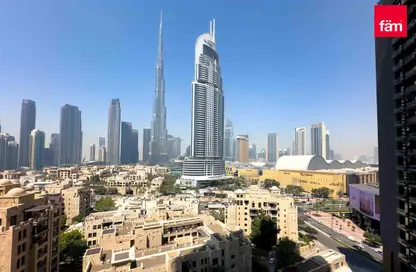 Apartment - 2 Bedrooms - 2 Bathrooms for rent in Burj Royale - Downtown Dubai - Dubai