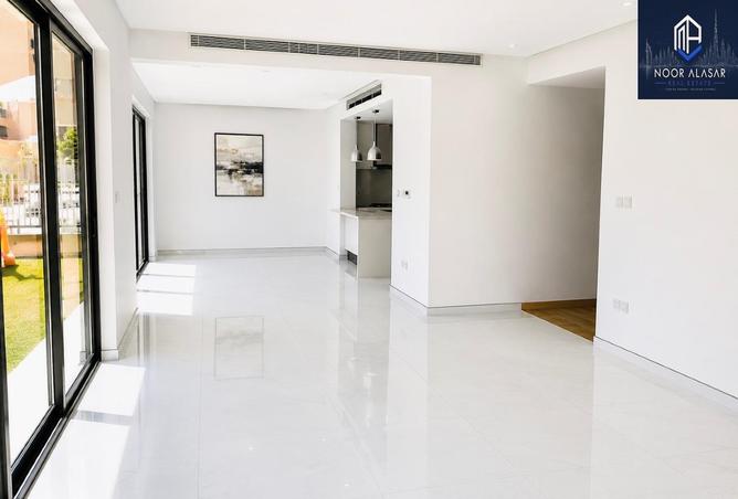 137427805 - Property Image 2