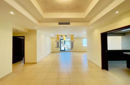 Apartment - 3 Bedrooms - 5 Bathrooms for rent in Bin Hendi Tower - Al Mankhool - Bur Dubai - Dubai