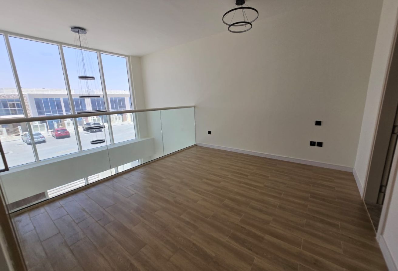 3BR + Maid I  2 Parking I Spacious