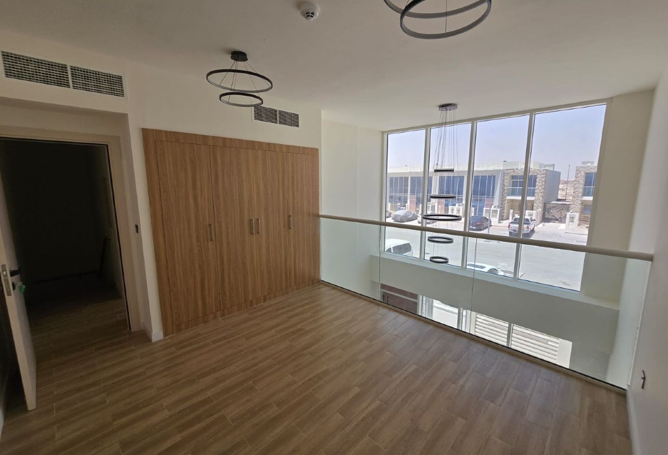 3BR + Maid I  2 Parking I Spacious