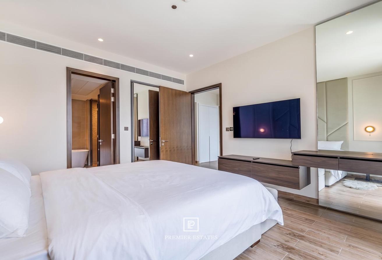 Furnished | 2-Bedroom | Full Marina Views photo 12