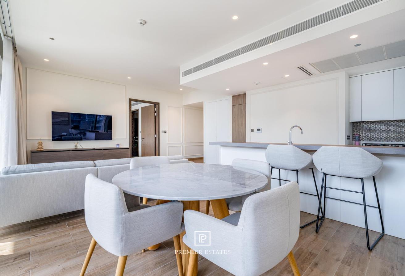 Furnished | 2-Bedroom | Full Marina Views photo 6