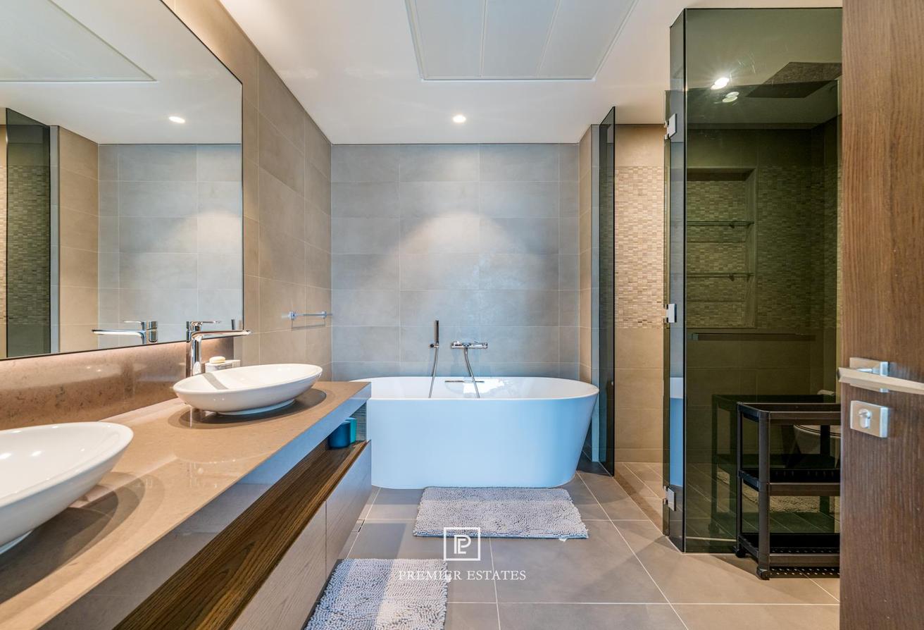 Furnished | 2-Bedroom | Full Marina Views photo 14