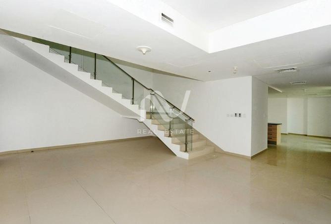 16000231 - صورة العقار 2