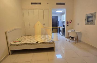 Apartment - Studio - 1 Bathroom for rent in Al Helal Al Zahaby Building 2 - International City Phase 2 - Al Warsan 4 - Al Warsan - Dubai Apartment - Studio - 1 Bathroom for rent in Al Helal Al Zahaby Building 2 - International City Phase 2 - Al Warsan 4 - Al Warsan - Dubai