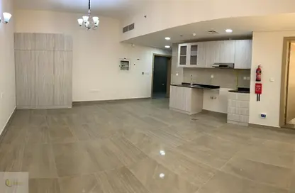 Apartment - 1 Bathroom for rent in Solaire 16 - Jumeirah Garden City - Al Satwa - Dubai