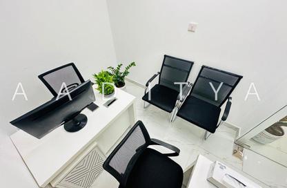 Office Space - Studio - 1 Bathroom for rent in Reem Residency - Al Karama - Dubai