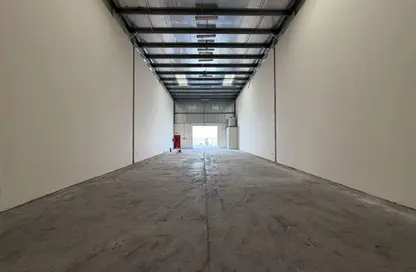 مستودع - استوديو - 1 حمام للايجار في 18 المنطقة الصناعية رقم - المنطقة الصناعية بالشارقة - الشارقة مستودع - استوديو - 1 حمام للايجار في 18 المنطقة الصناعية رقم - المنطقة الصناعية بالشارقة - الشارقة