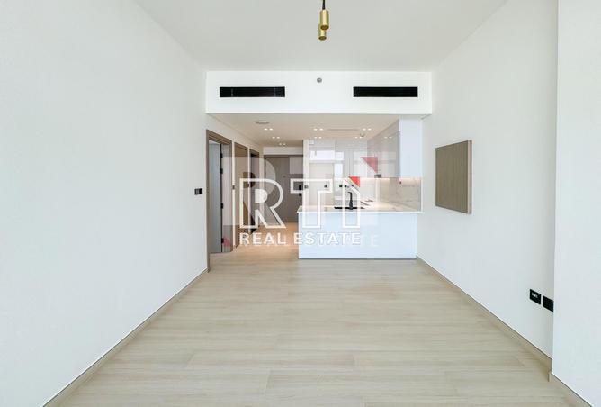 Prime Location | High Floor | City Views photo 3