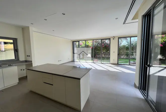 151374123 - Property Image 2