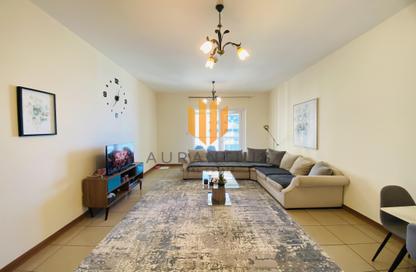 Apartment - 2 Bedrooms - 3 Bathrooms for sale in Sulafa Tower - Dubai Marina - Dubai