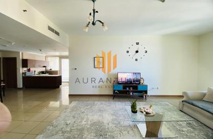 Apartment - 2 Bedrooms - 3 Bathrooms for sale in Sulafa Tower - Dubai Marina - Dubai