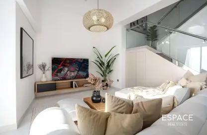 Apartment - 1 Bedroom - 2 Bathrooms for rent in Cayan Tower - Dubai Marina - Dubai