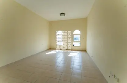 شقة - 1 حمام للايجار في المبنى 206 - طراز مغولي - ديسكفري جاردنز - دبي