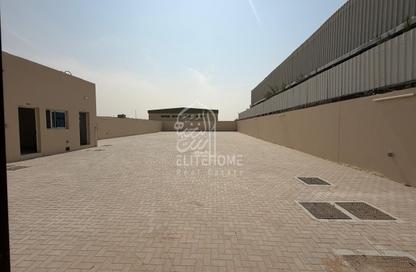 Warehouse - Studio for rent in Al Sajaa Industrial - Al Sajaa - Sharjah