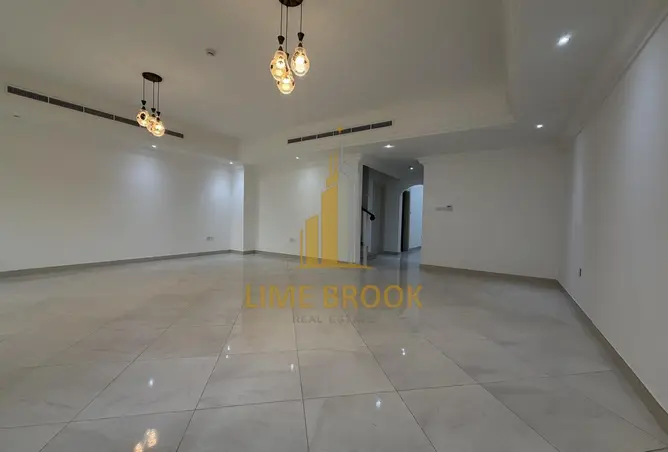 165051705 - Property Image 2