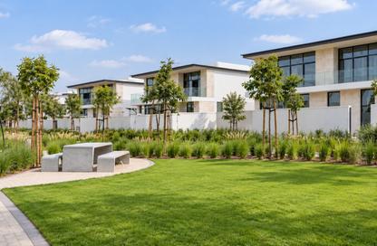 Villa - 4 - 6 for sale in Opal Gardens - District 11 - Mohammed Bin Rashid City - Dubai