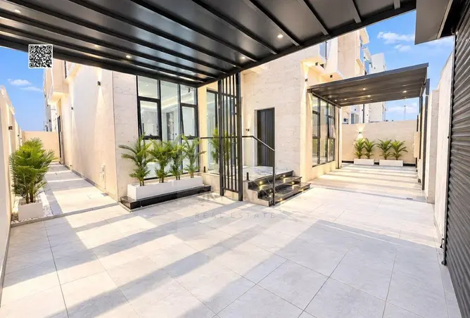 164138087 - Property Image 3