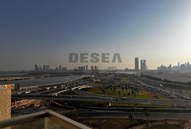 شاغر | إطلالة على برج خليفة | مفروشة بالكامل