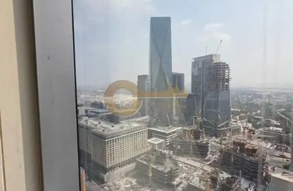 Apartment - 3 Bedrooms - 3 Bathrooms for rent in 21st Century Tower - Sheikh Zayed Road - Dubai