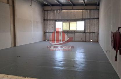 Warehouse - Studio - 1 for rent in Al Quoz Industrial Area 1 - Al Quoz Industrial Area - Al Quoz - Dubai