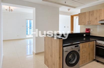 Apartment - 1 - 1 for rent in Continental Tower - Dubai Marina - Dubai