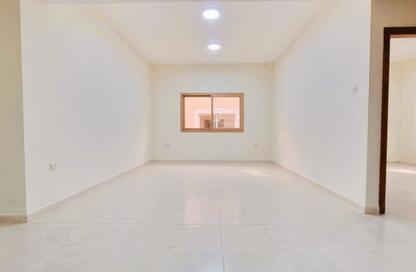 Apartment - 1 - 2 for rent in Al Raffa - Bur Dubai - Dubai