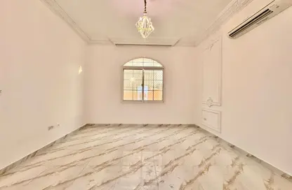 Apartment - 1 Bedroom - 1 Bathroom for rent in Shakhbout City - Abu Dhabi