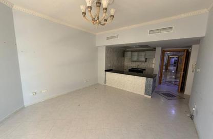 Apartment - 1 Bedroom - 1 Bathroom for rent in Al Majaz 3 - Al Majaz - Sharjah