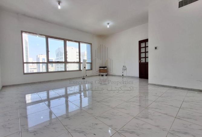 105981040 - Property Image 2