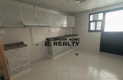 Apartment - 2 Bedrooms - 2 Bathrooms for rent in Al Majaz 2 - Al Majaz - Sharjah